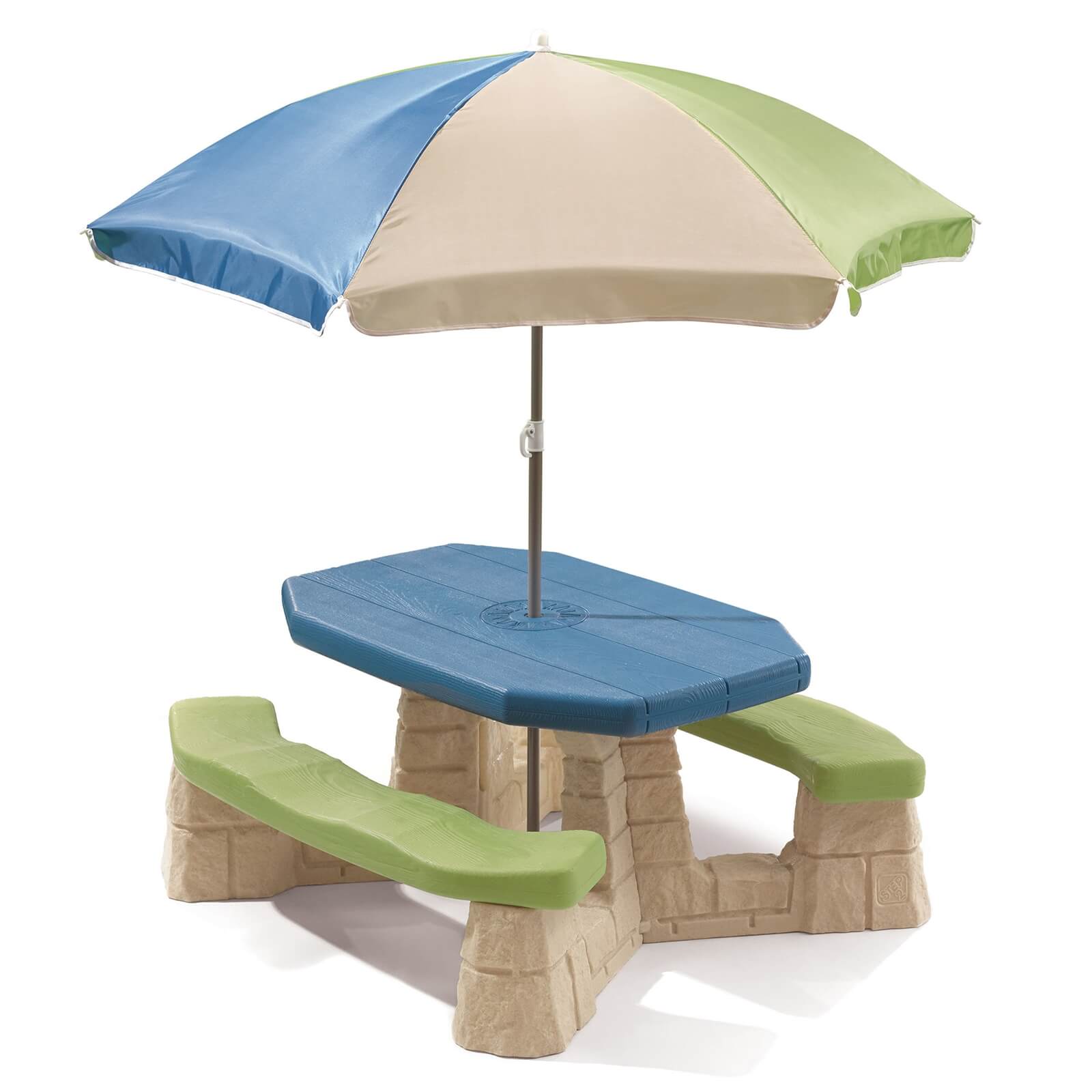 Step2 Naturally Playful Picnic Table & Umbrella