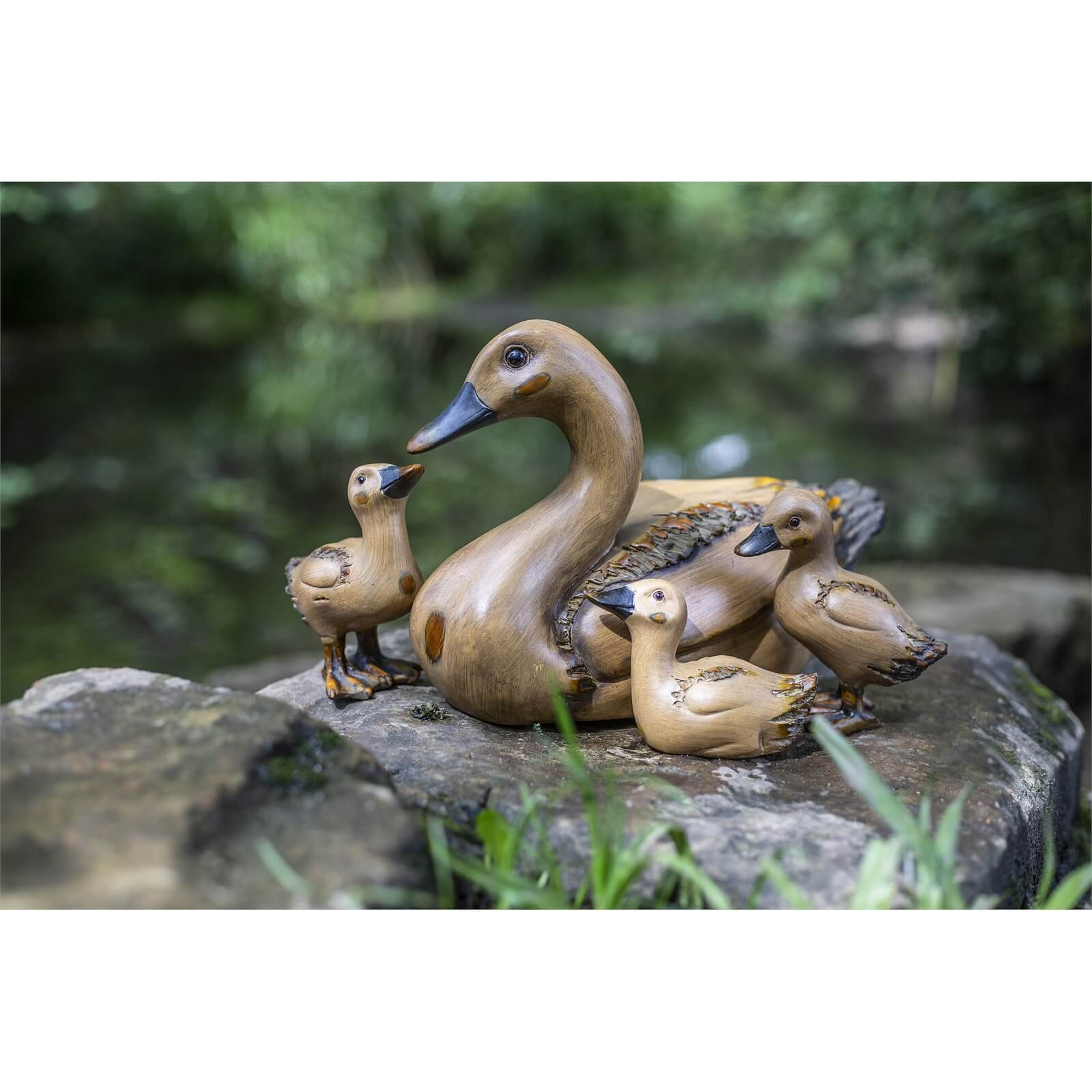 Resin Wood Effect Sitting Duck