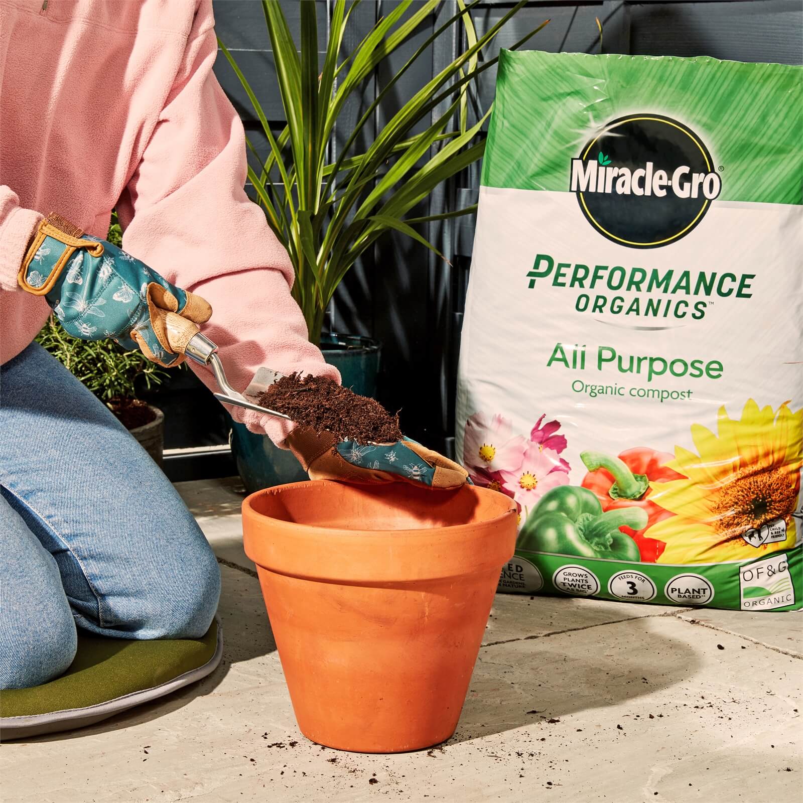 Miracle-Gro Performance Organics All Purpose Organic Compost - 40L