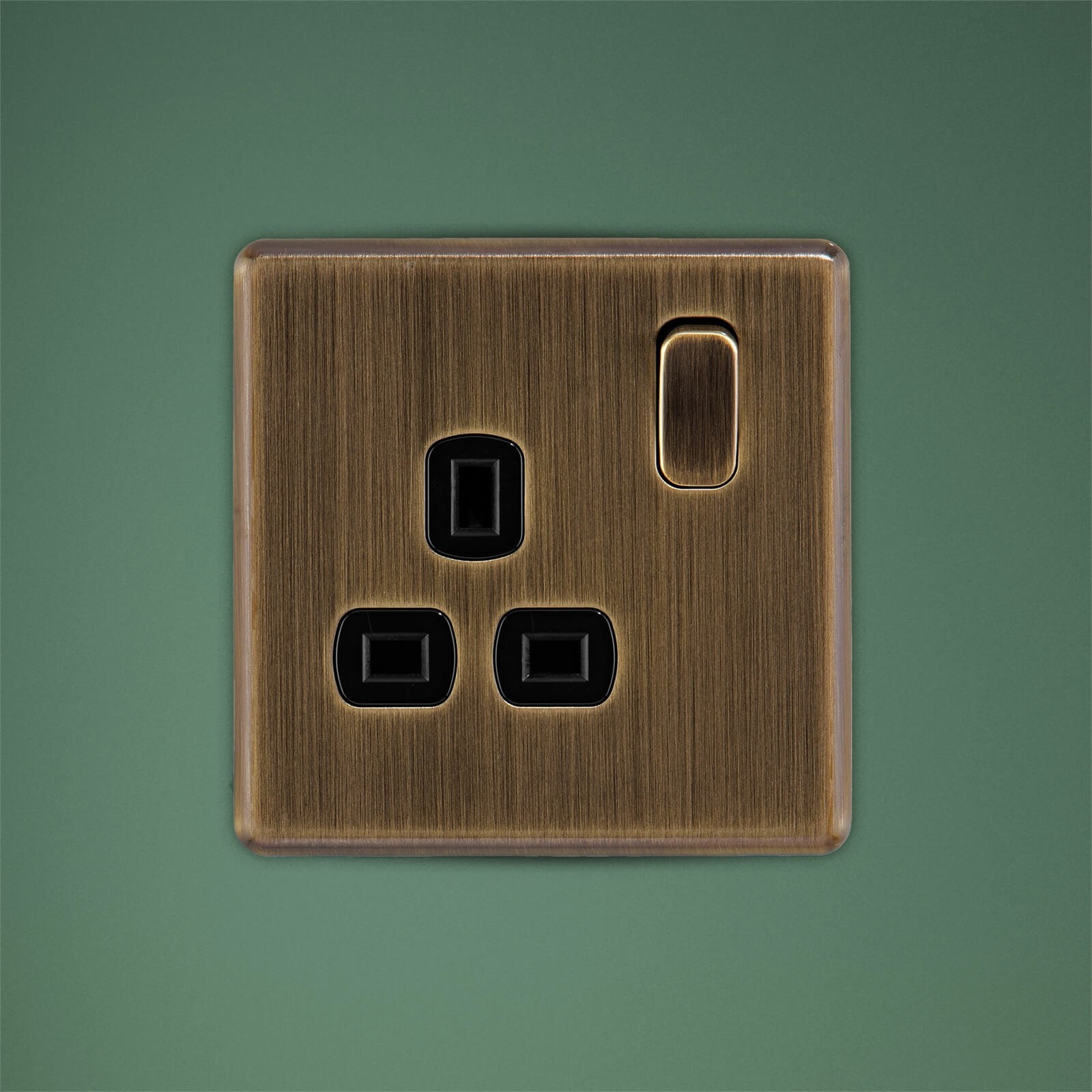 Arlec Fusion 13A 1 Gang Antique Brass Single switched socket