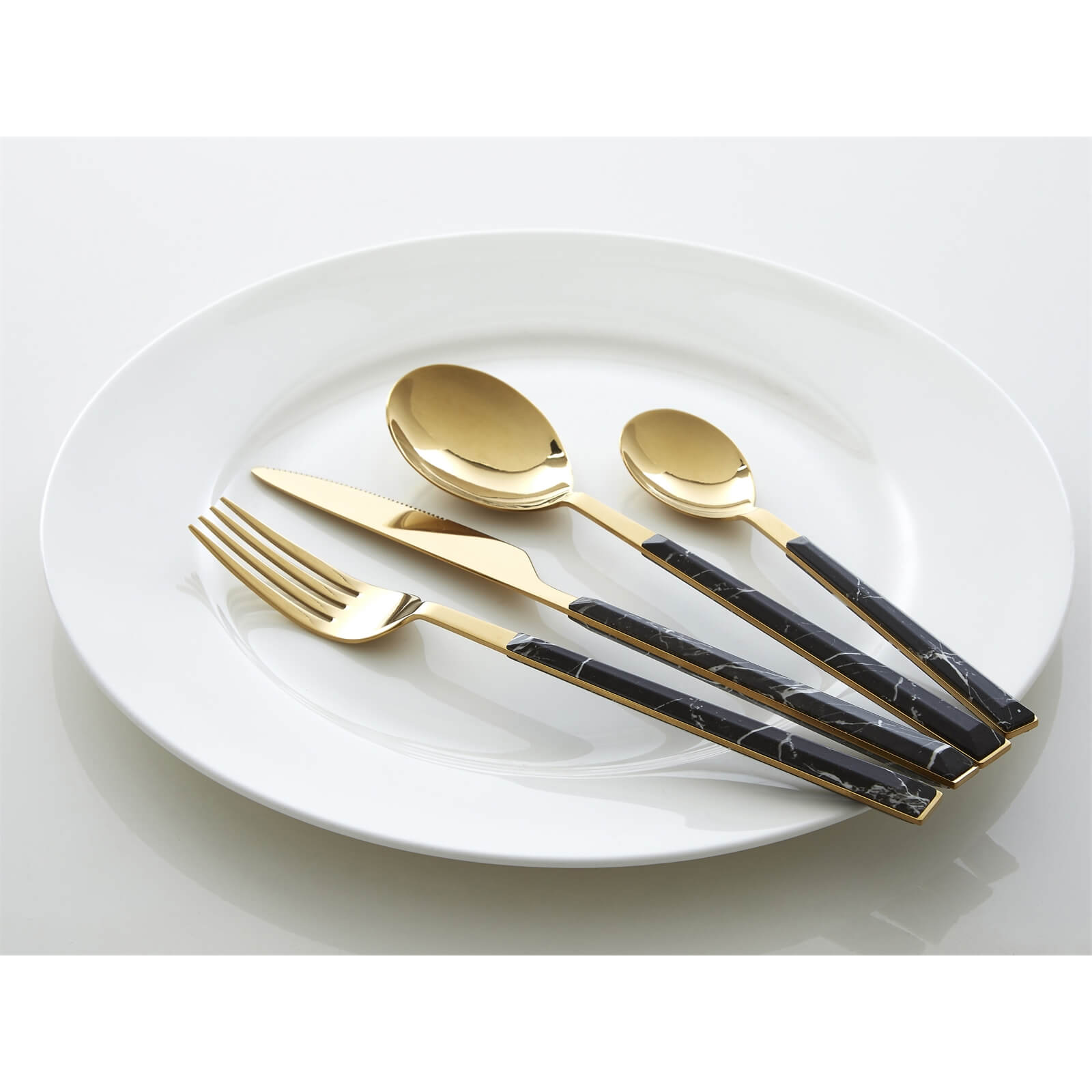 Avie Cutlery Set - Black Faux Marble - 16 Pieces