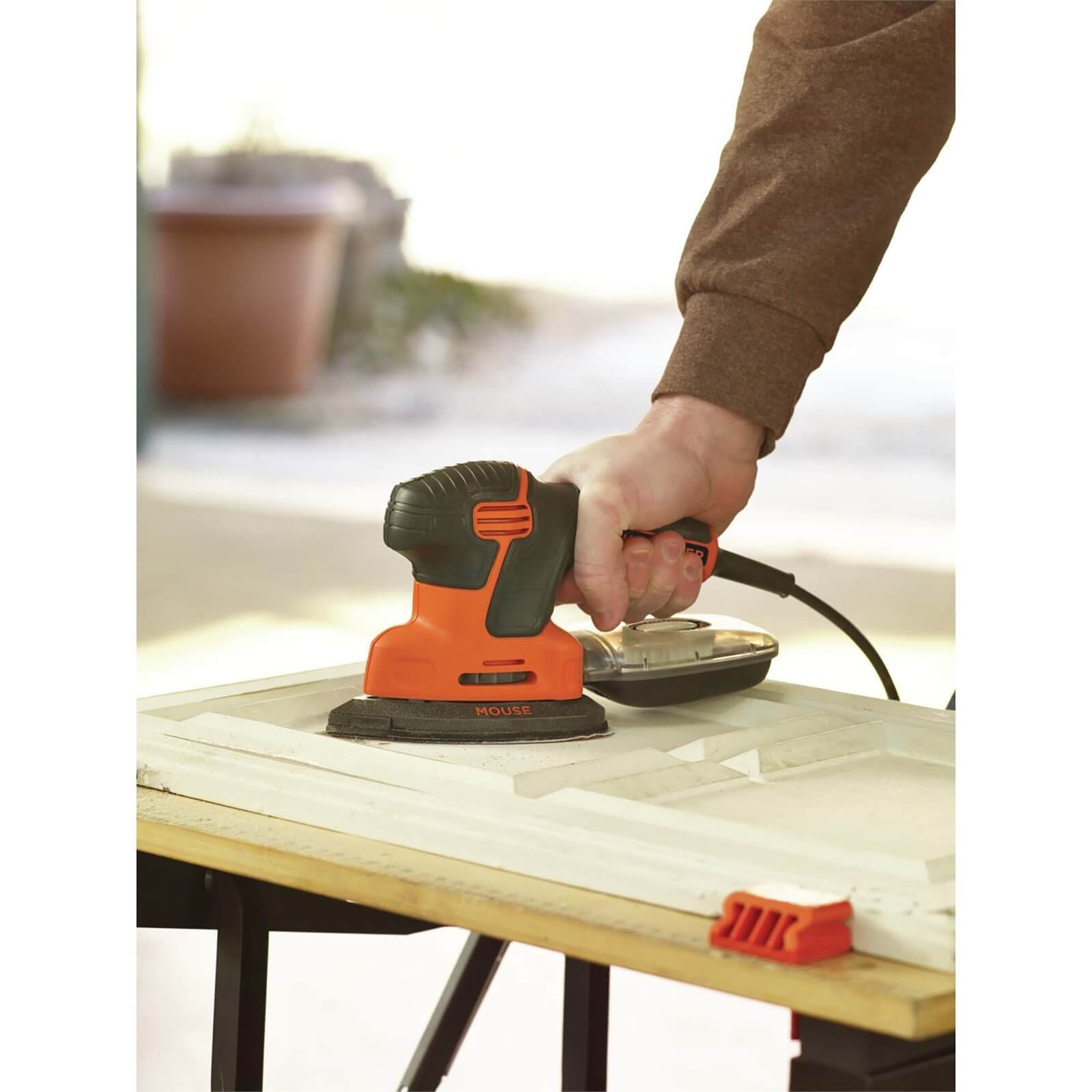 BLACK+DECKER 120W Corded Detail Mouse Sander with 6x Accessories and Storage Bag (KA2000-GB)