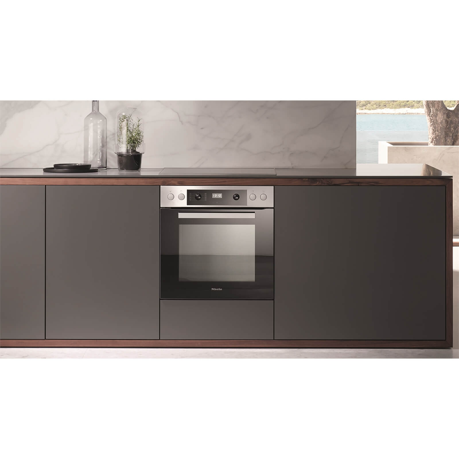 Miele H2265-1B Built-in Oven