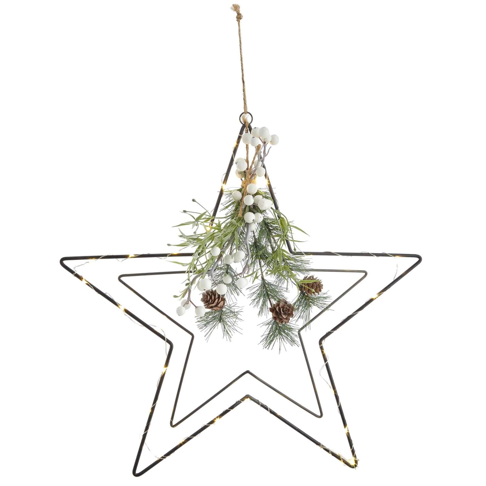 Pre-lit Mistletoe Wire Star Christmas Decoration (Battery Operated)