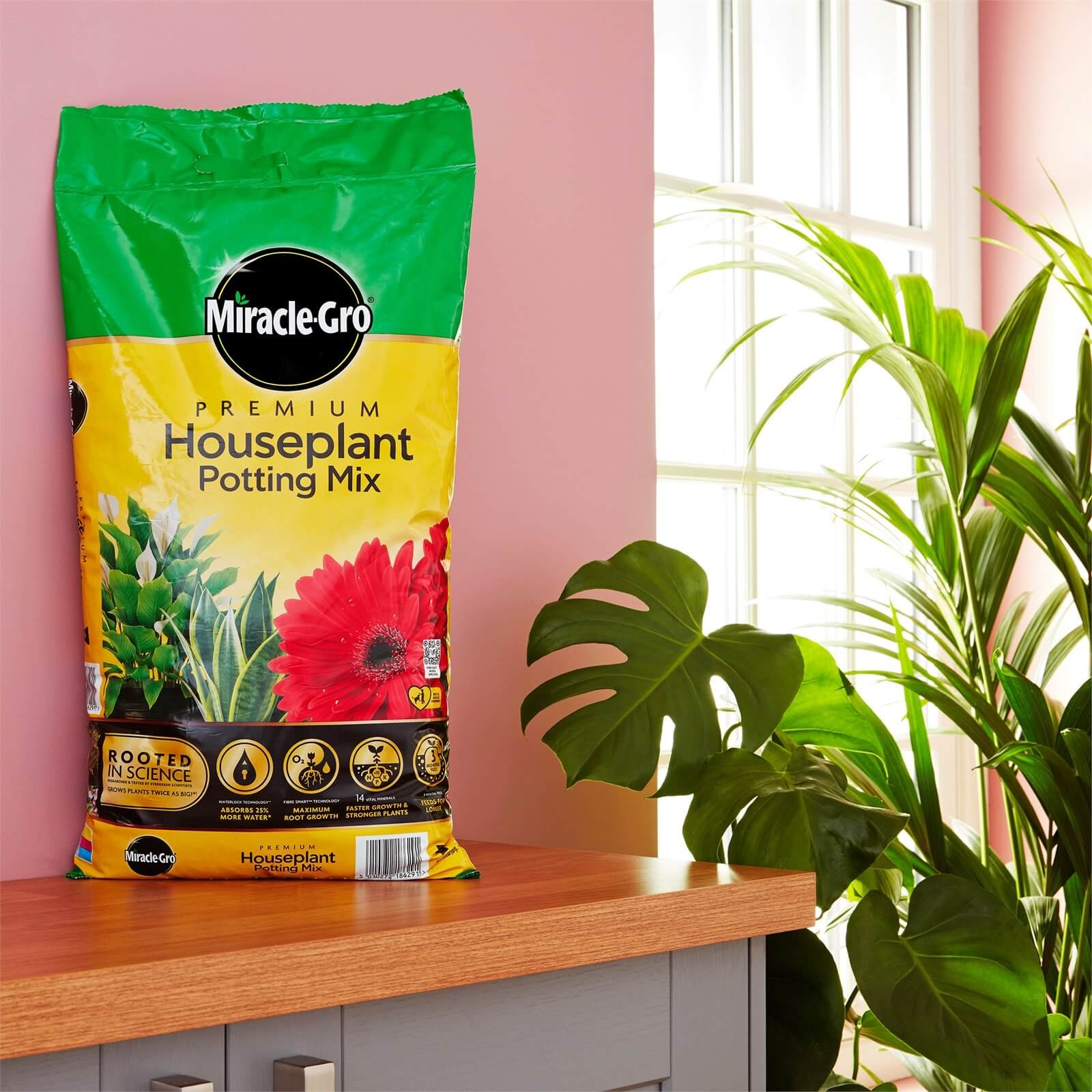 Miracle-Gro Premium Houseplant Potting Mix Compost - 10L