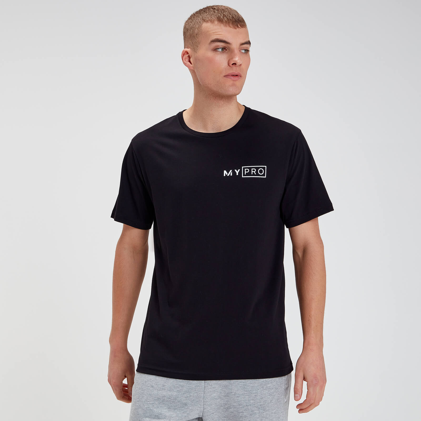 MYPRO Тениска с къс ръкав — черна