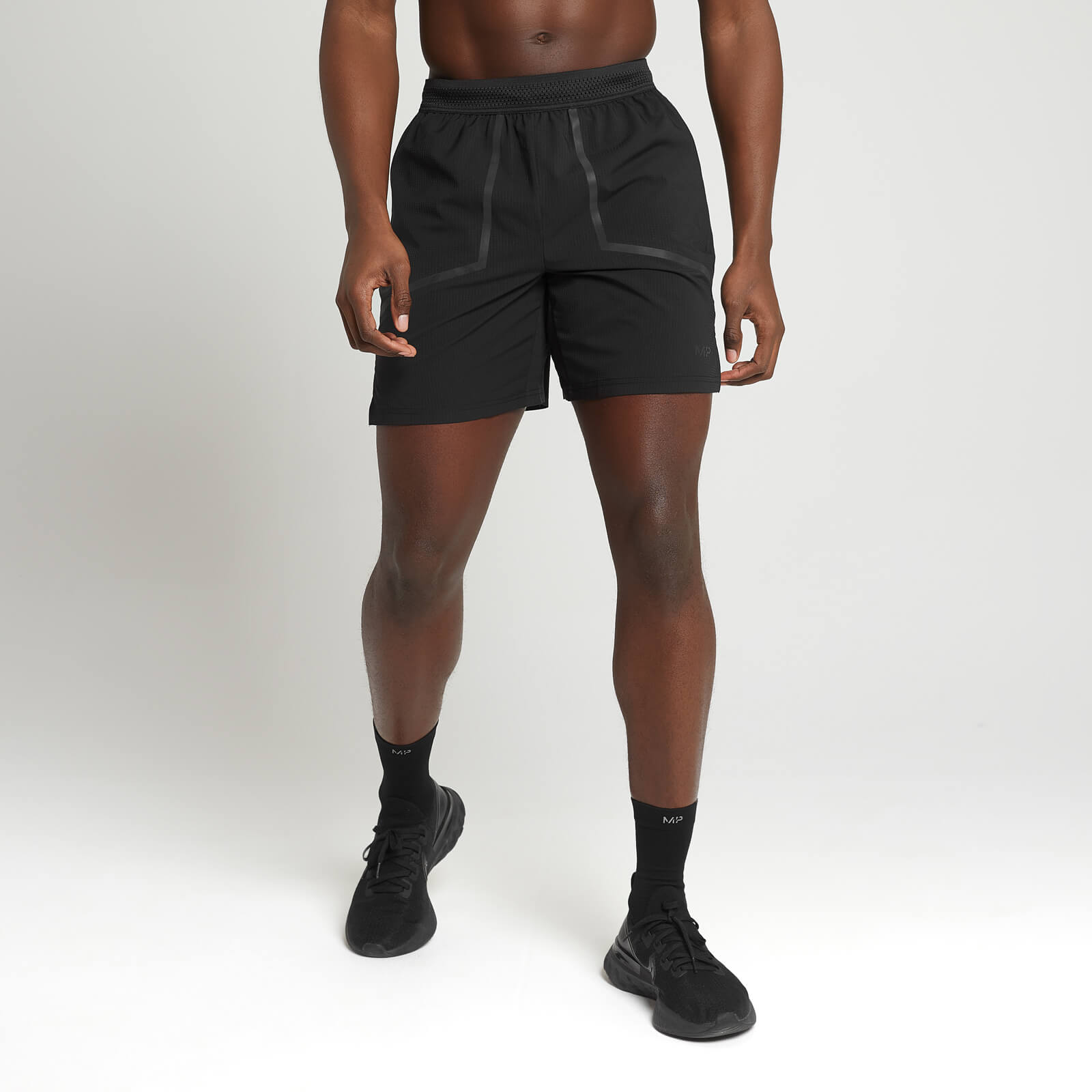 MP Men's Velocity Ultra 7 Inch Shorts Black MYPROTEIN™