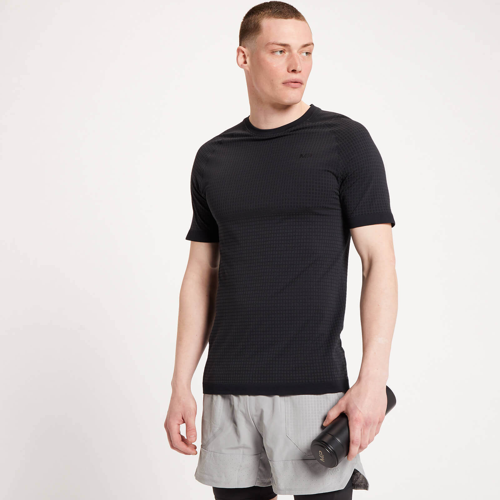IMPACT WEEK 期間限定 Tempo Ultra Seamless 無縫系列 男士短袖 T 恤 - 黑