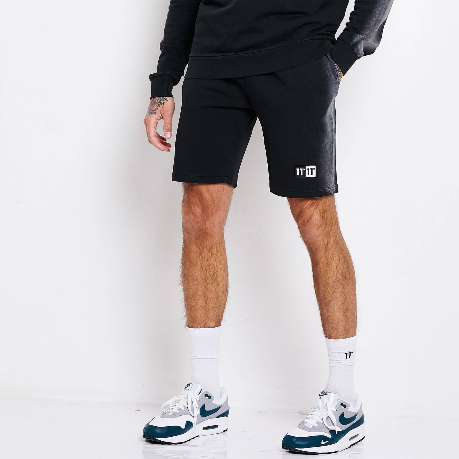 11 degrees shorts sale