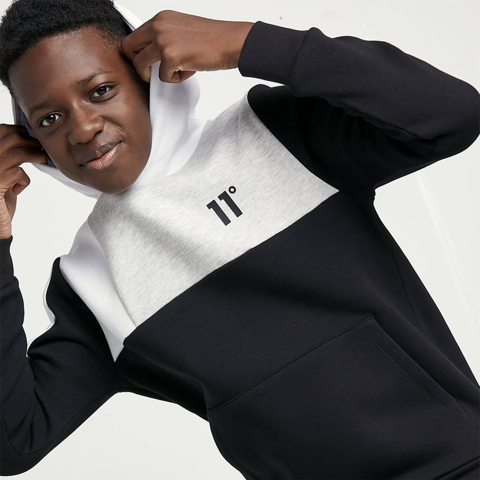 11 degrees black shop and white hoodie