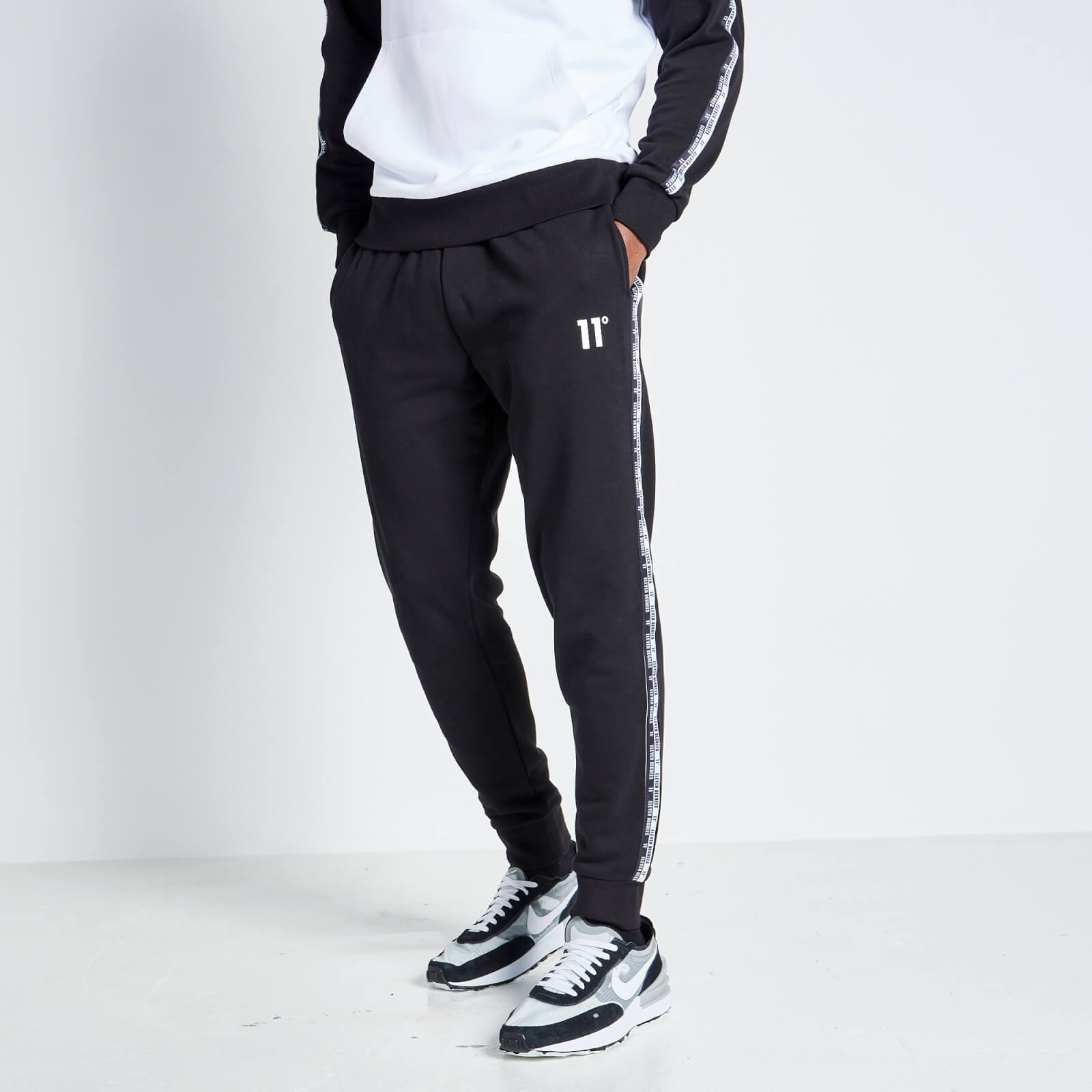 Taped joggers discount