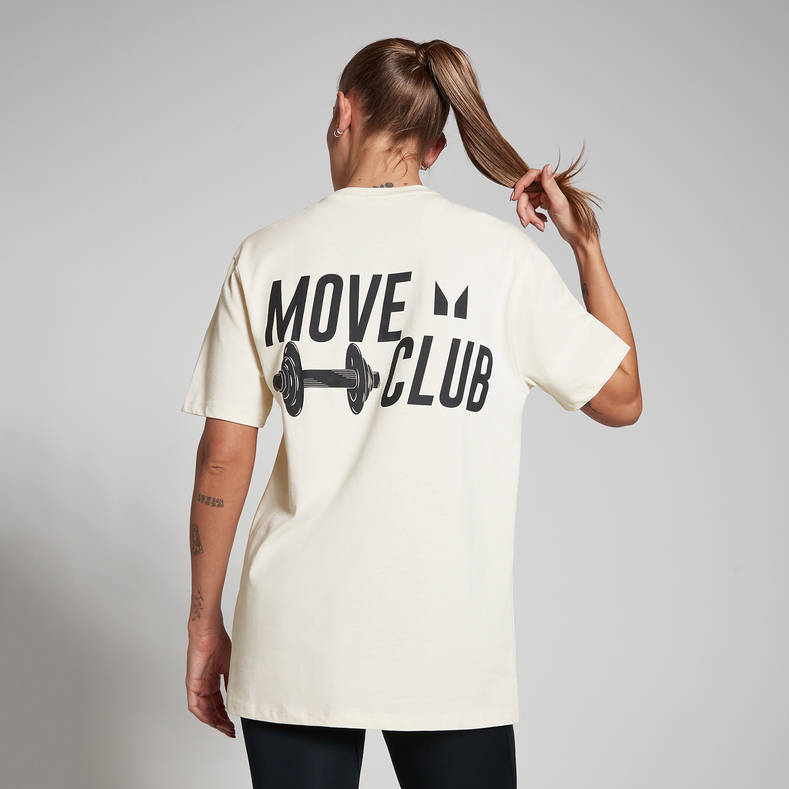 T-Shirt Oversize Move Club da MP - Branco Vintage - S-M
