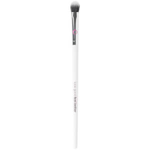 Look Good Feel Better Eye Shading Brush LOOKFANTASTIC