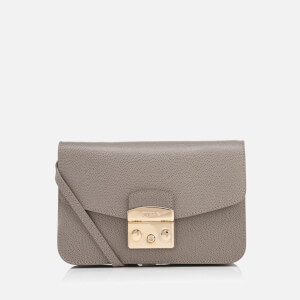 FURLA パイパーM Sabbia FURLAフルラ パイパーM sabbiaグレージュ - メルカリ