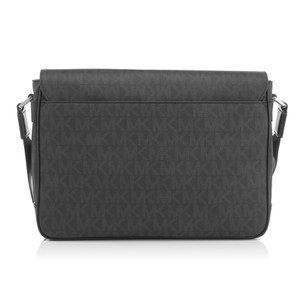 Michael Kors Men s Jet Set Large Messenger Bag Black Coggles