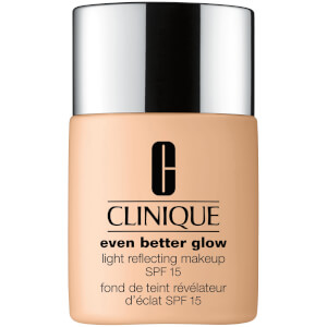 Clinique Even Better Glow™ Light Reflecting Makeup SPF15 - 10 Alabaster