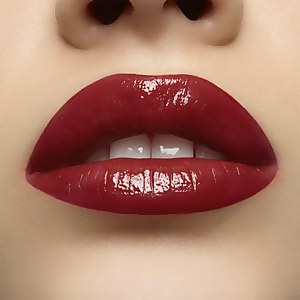 Yves Saint Laurent Rouge Volupte Shine Lipstick - 83 Rouge