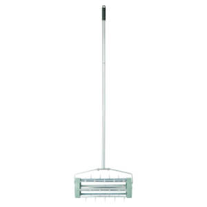 Rotating online lawn aerator