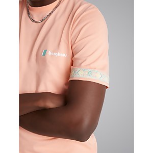 Unisex Tramantana Tee - Pink