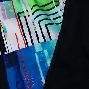 Glitchzone Placement Schwimmhose mit V-Cut Schwarz/Blau für Jungen