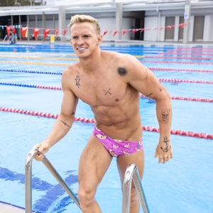 Escape Banana Hammock 5 cm Badehose für Herren, rosa