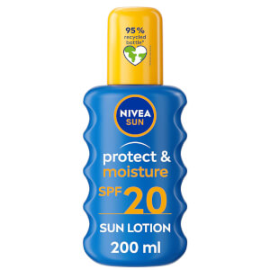 NIVEA SUN Protect & Moisture Sun Cream Spray SPF20 200ml