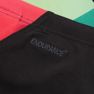 Herren Schwimmhose mit V-Schnitt und digitalem Print Schwarz/Violett