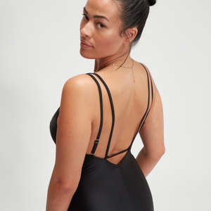 Maillot de bain Femme effet galbant à bretelles noir