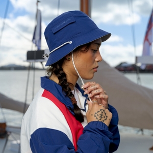 CROSS TASMAN BUCKET HAT