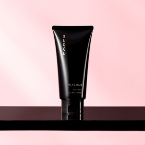 SUQQU Vialume The Wash 125ml | Cult Beauty