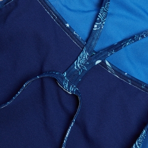 Maillot de bain pour Femmes uni avec dos en V Bleu de Sèvres