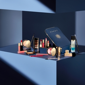 The Blue Box Set - £185 (worth £643)