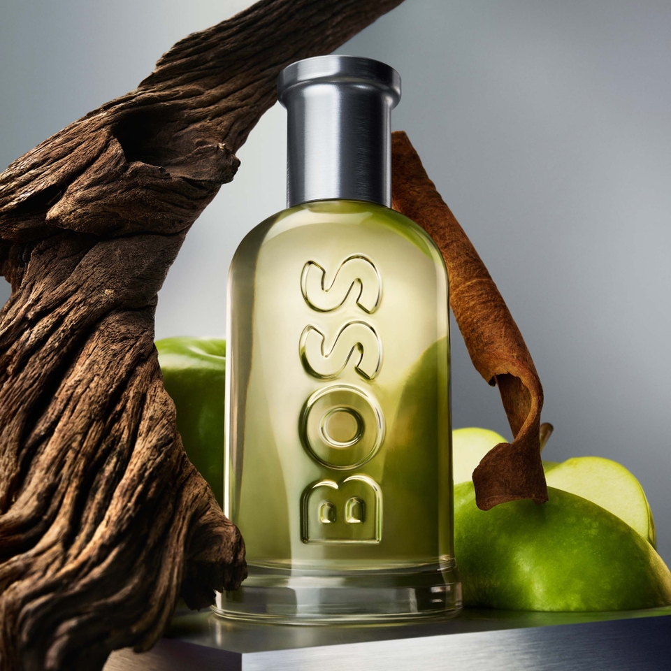 Купить HUGO BOSS BOTTLED EAU DE TOILETTE - на Parfumer.kg c доставкой и гарантией по выгодной цене. Элитная парфюмерия в Бишкеке.