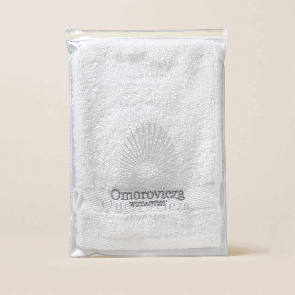 Omorovicza Cleansing Mitt In Pouch