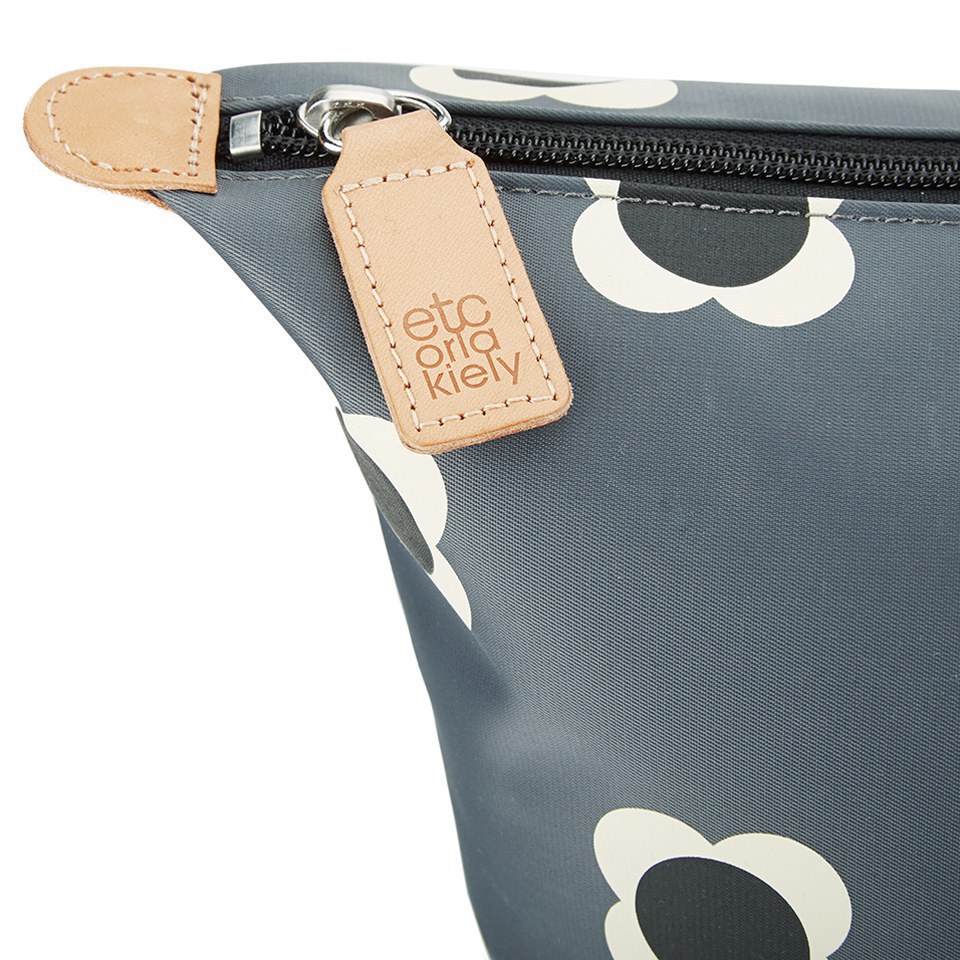 Etc by Orla Kiely Women's Flower Spot Printed Nylon Zip Shopper Bag - Pebble