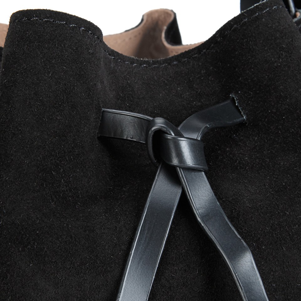 Day Birger et Mikkelsen Doppio Bucket Bag - Black