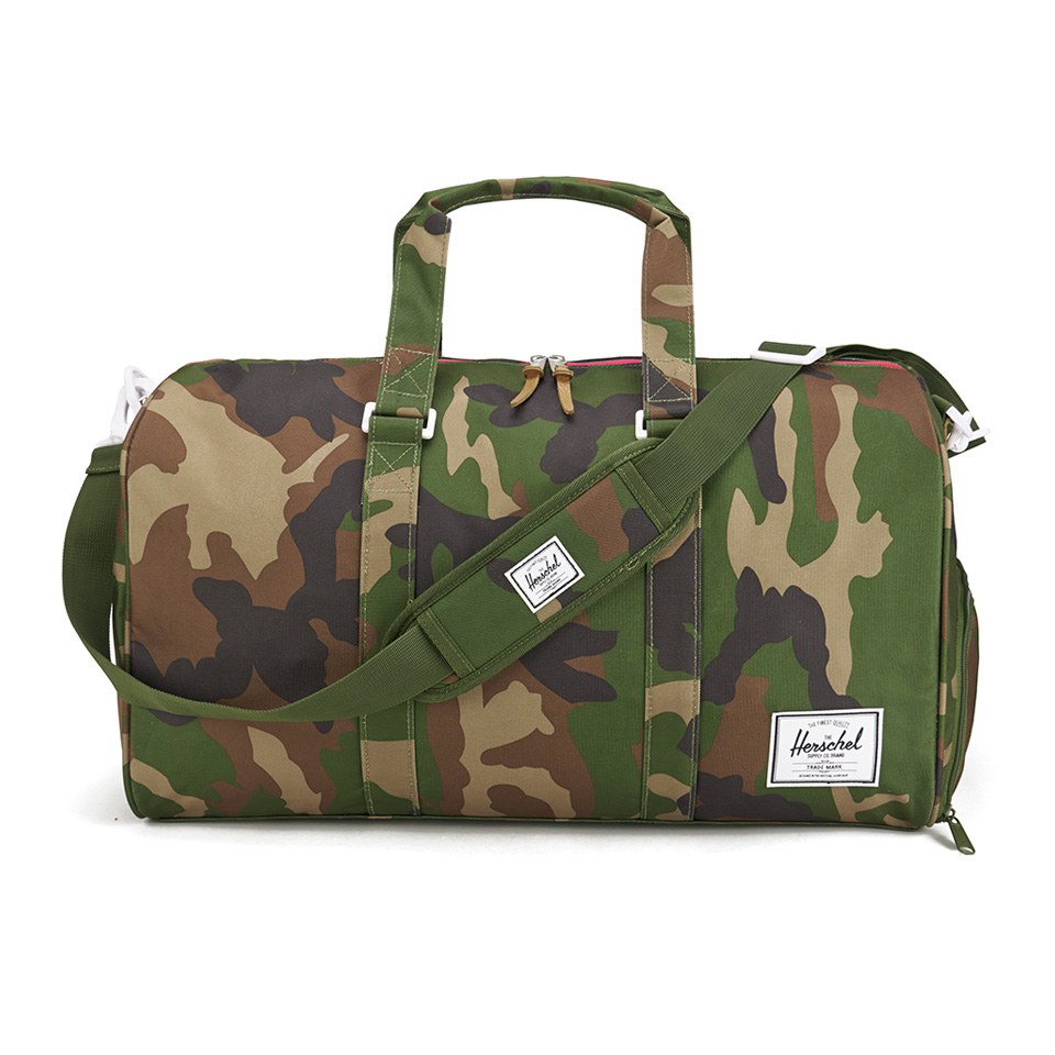 Herschel Supply Co.  Classics Novel Holdall - Woodland Camo/Navy & Red Zipper