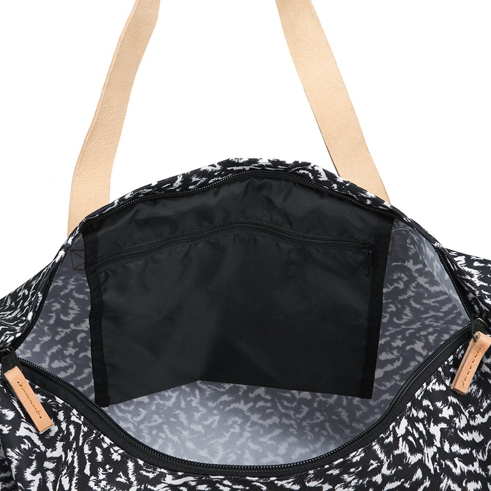 Eastpak Renana Weekend Bag - Curls