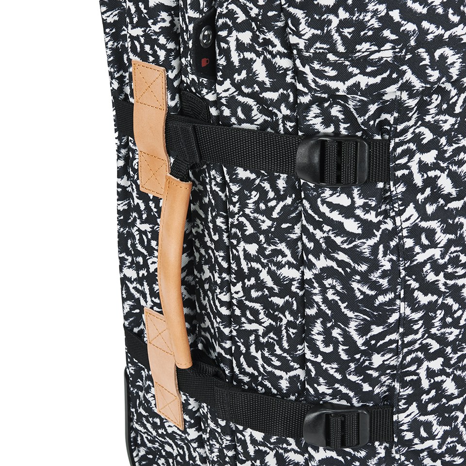 Eastpak Transverz S Suitcase - Curls