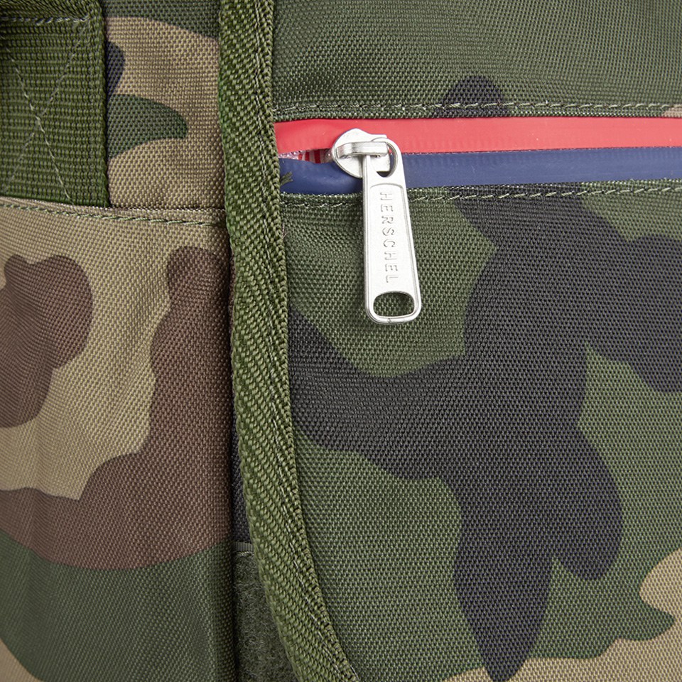 Herschel Supply Co. Pop Quiz Messenger Bag - Woodland Camo