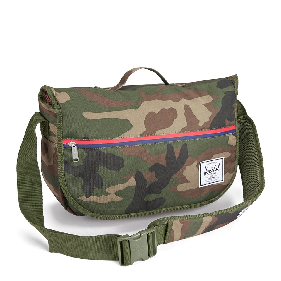 Herschel Supply Co. Pop Quiz Messenger Bag Woodland Camo
