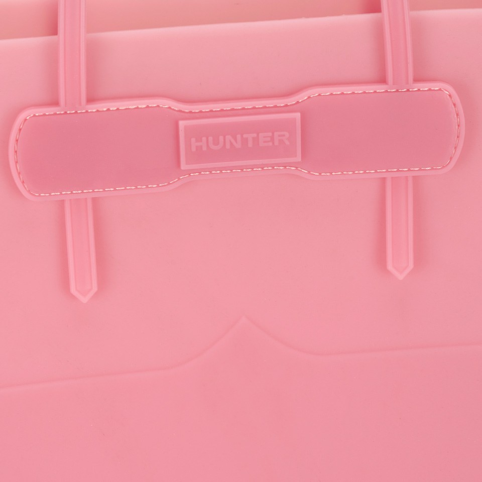 Hunter of fashion bags 2025