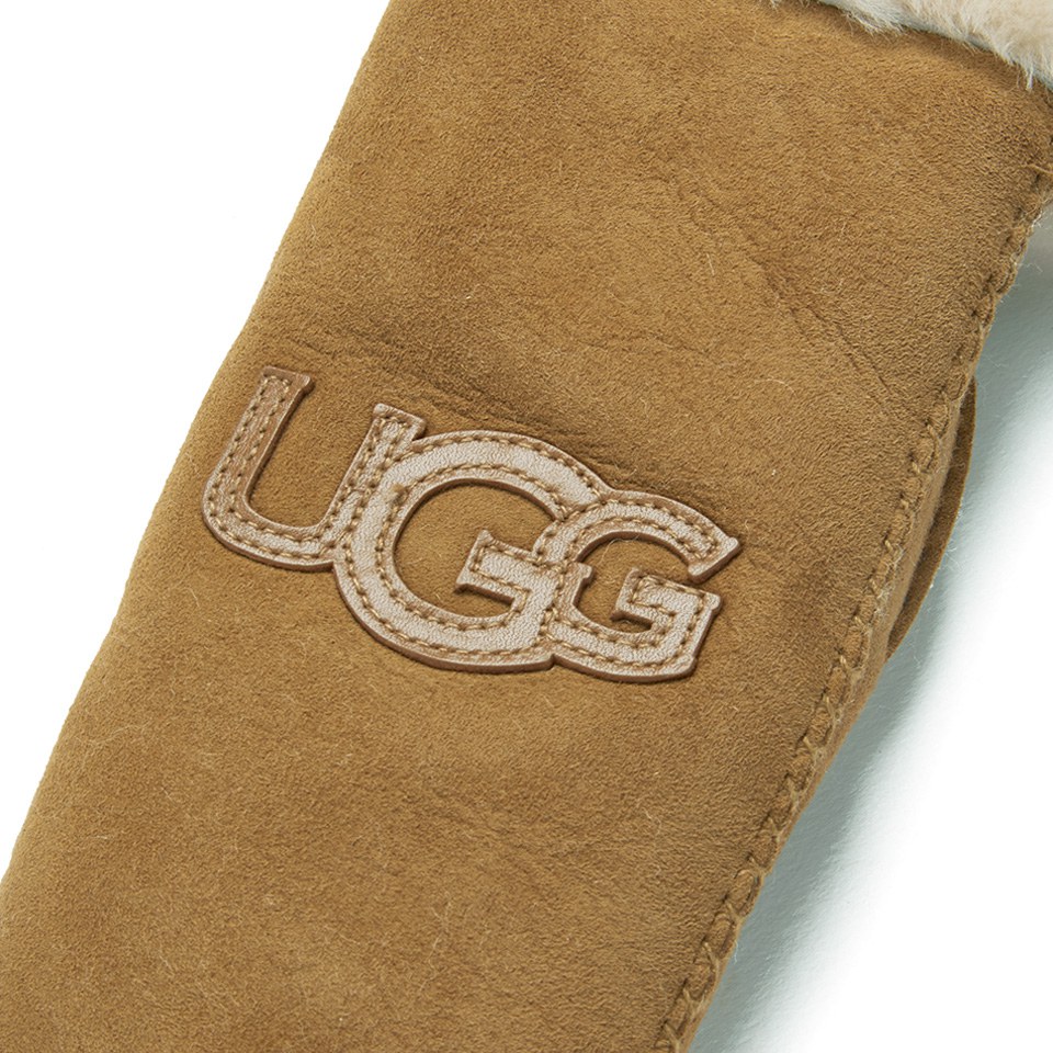 UGG Women's Classic Heritage Logo Mittens - Chestnut