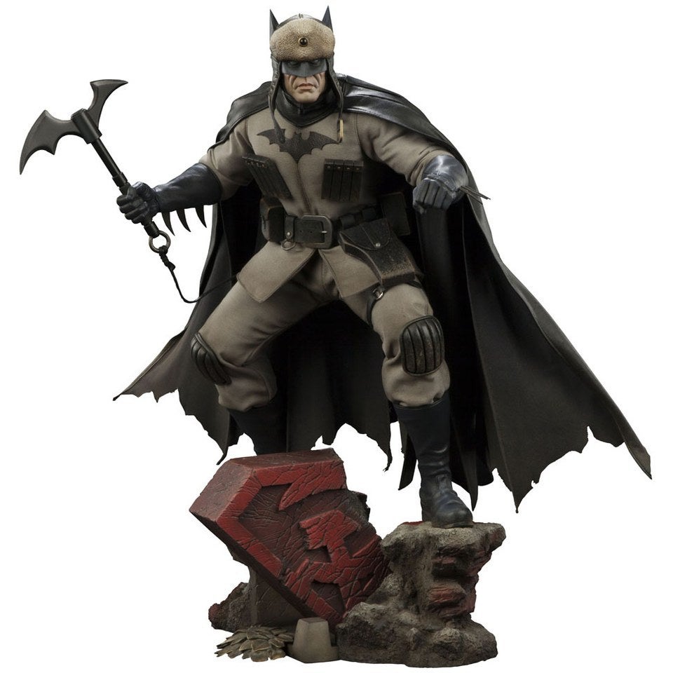 Sideshow Collectibles DC Comics Red Son Batman 57cm Statue | Zavvi UK