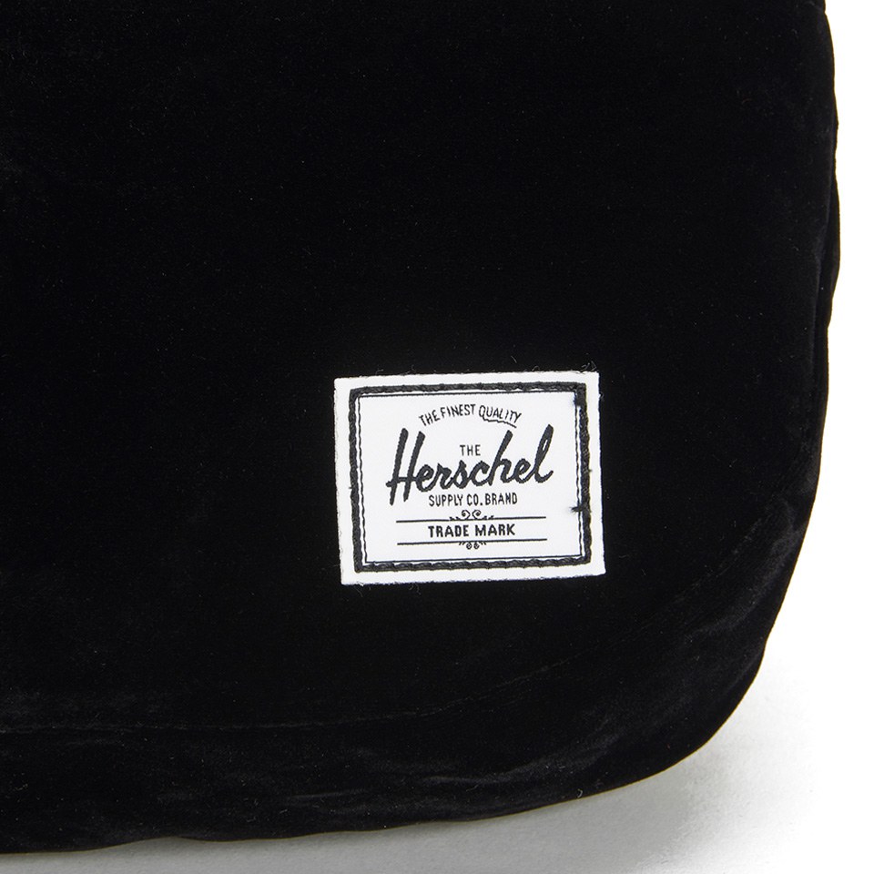 Herschel Supply Co. Fifteen Bum Bag - Black Velvet