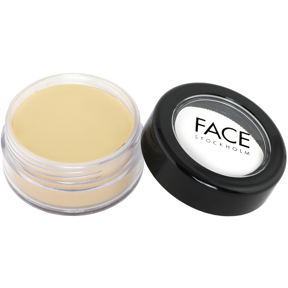 FACE Stockholm Shade Light Warm Picture Perfect Foundation