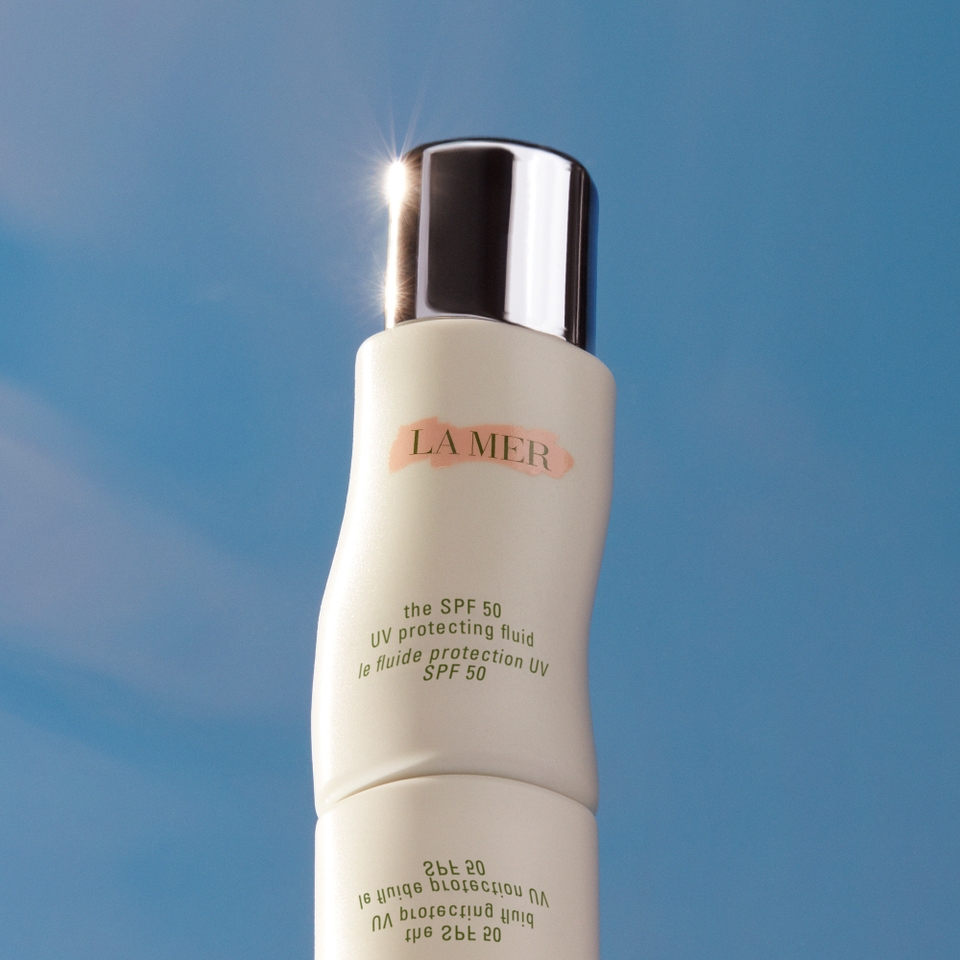 Amazon.com: La Mer The SPF 50 UV Protecting Fluid - 50ml/1.7