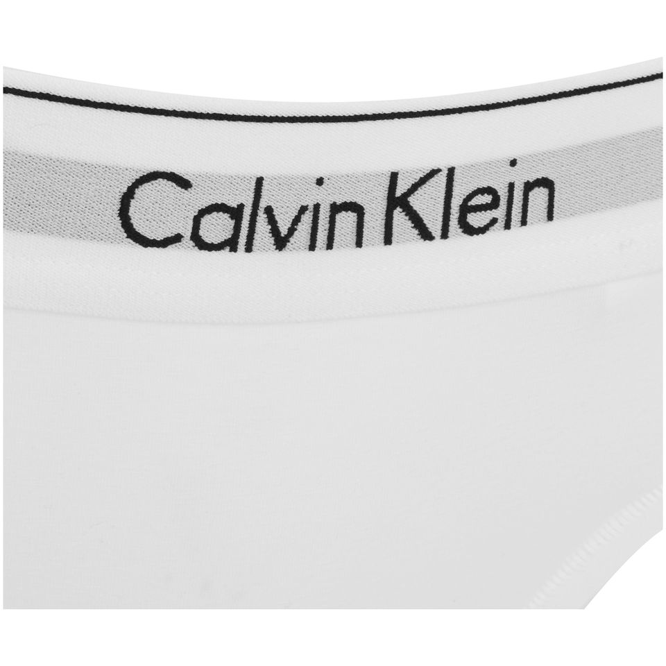 Calvin Klein Women's Modern Cotton Thong - White