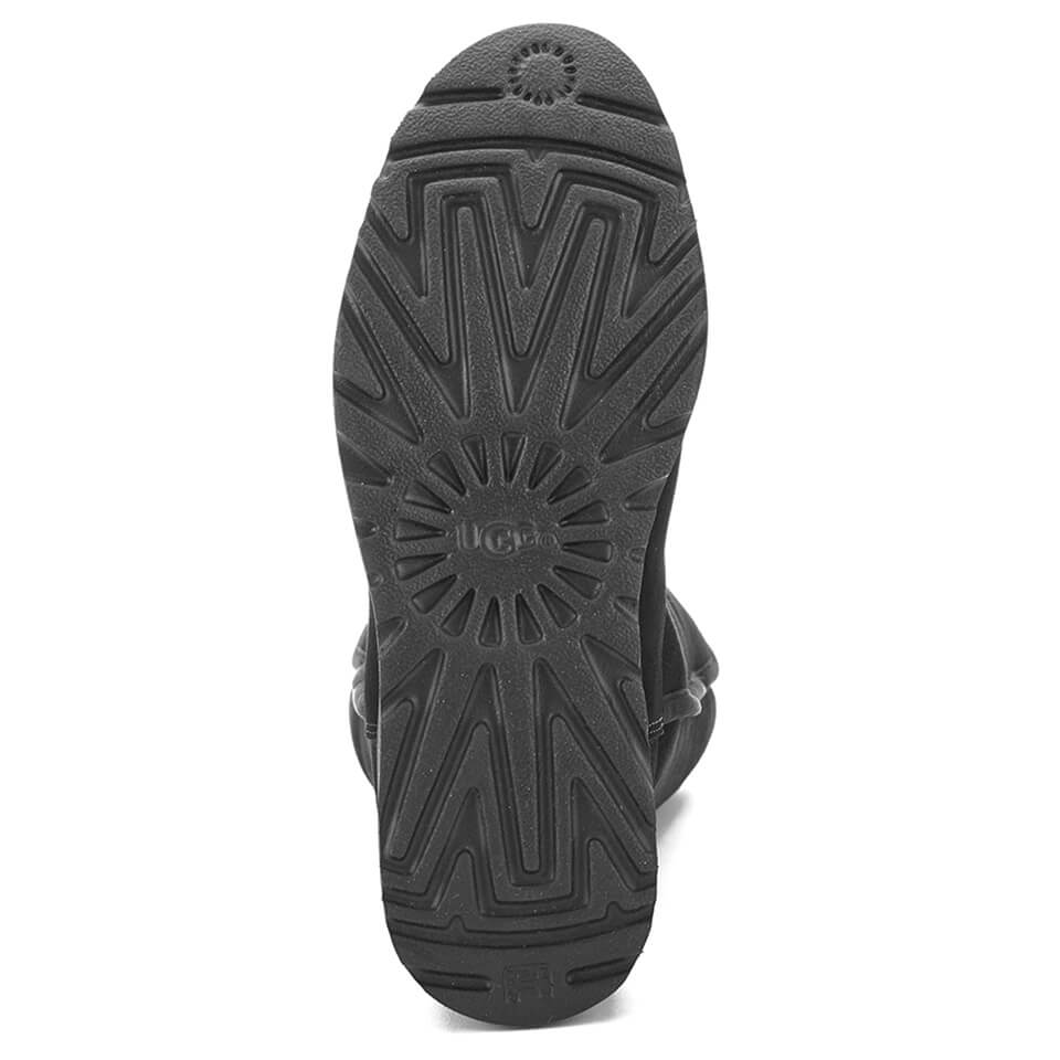 Ugg amie clearance boots black
