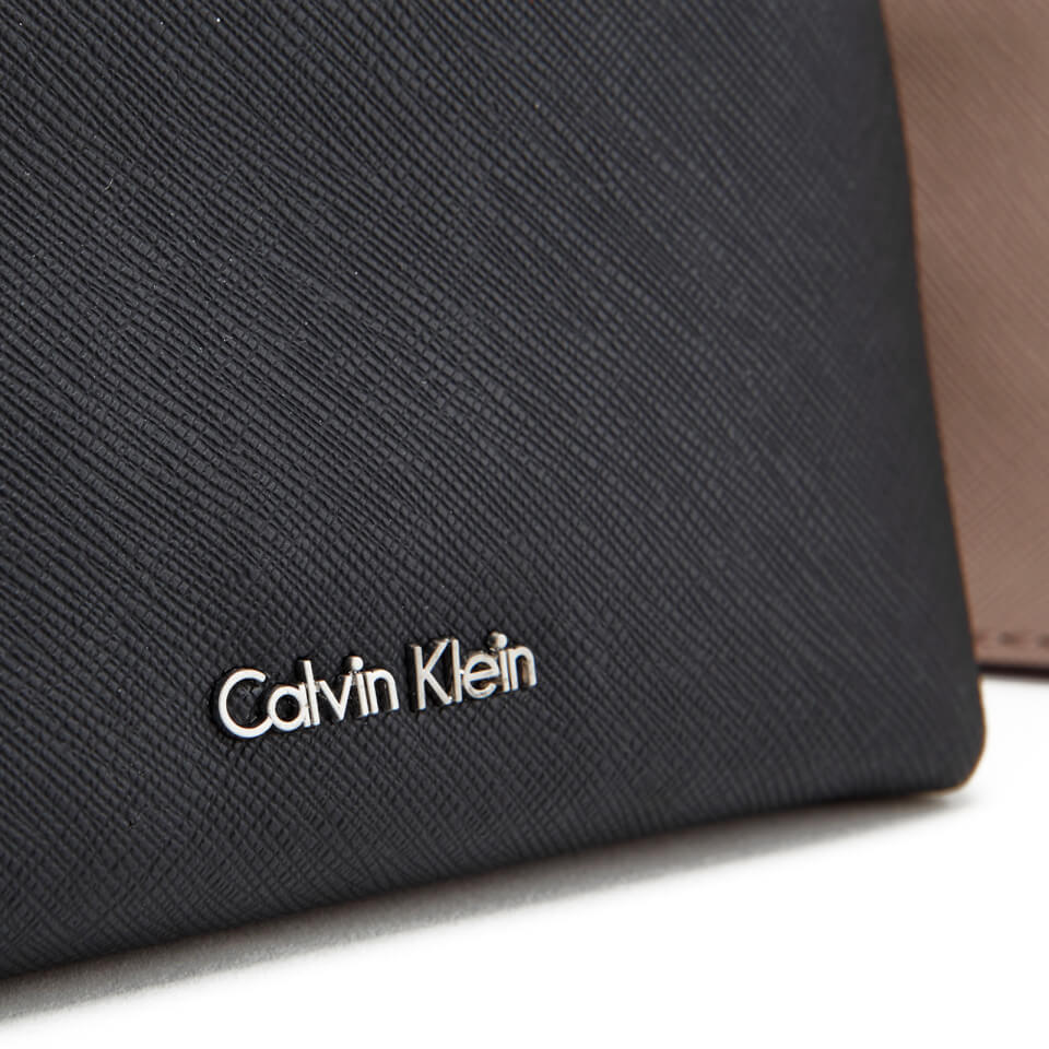 Calvin Klein Women's M4Rissa 3-in-1 Cosmetic Bag - Black